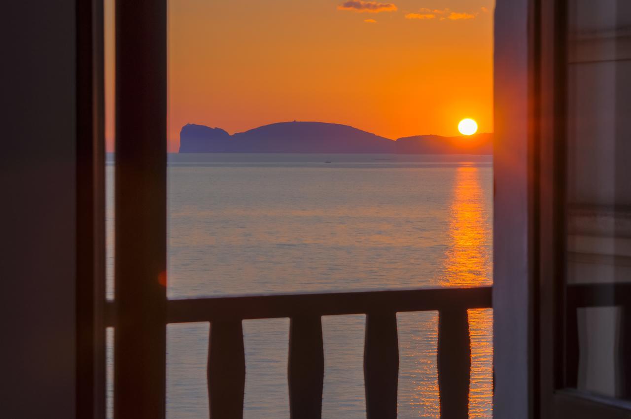 Alguerhome Casa Blu Sea View ภายนอก รูปภาพ